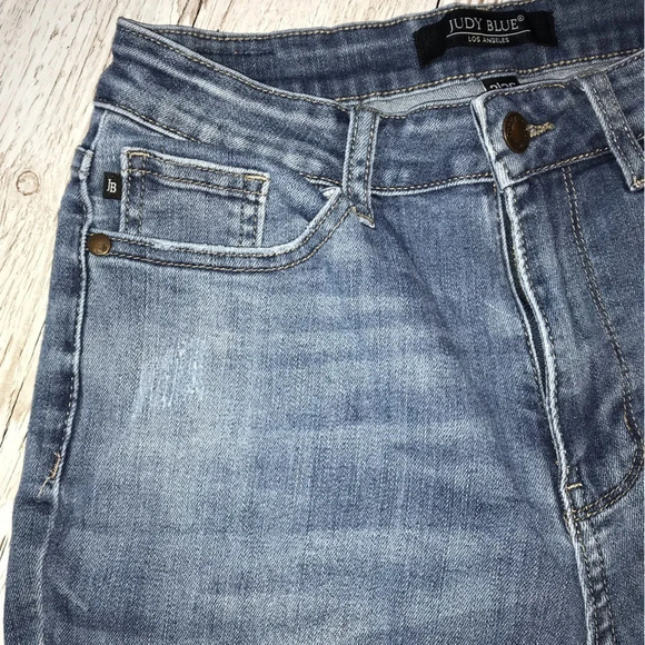 Judy Blue High Rise Denim Patch Boyfriend Jeans Medium Wash Women’s sz 3| 26 - Picture 3 of 16